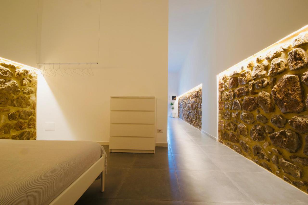 Kiwi Apartment Latina Luaran gambar