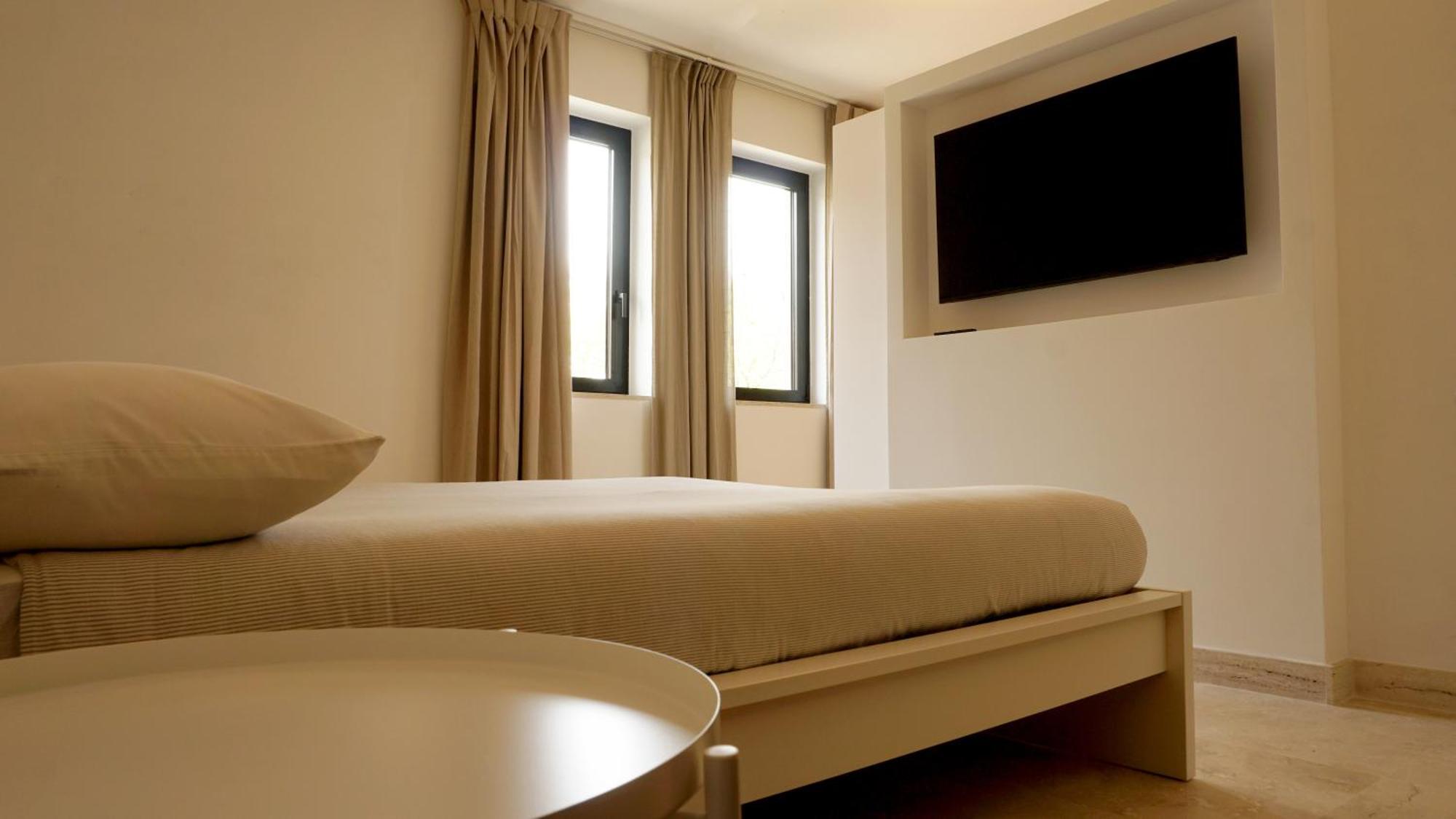 Kiwi Apartment Latina Luaran gambar